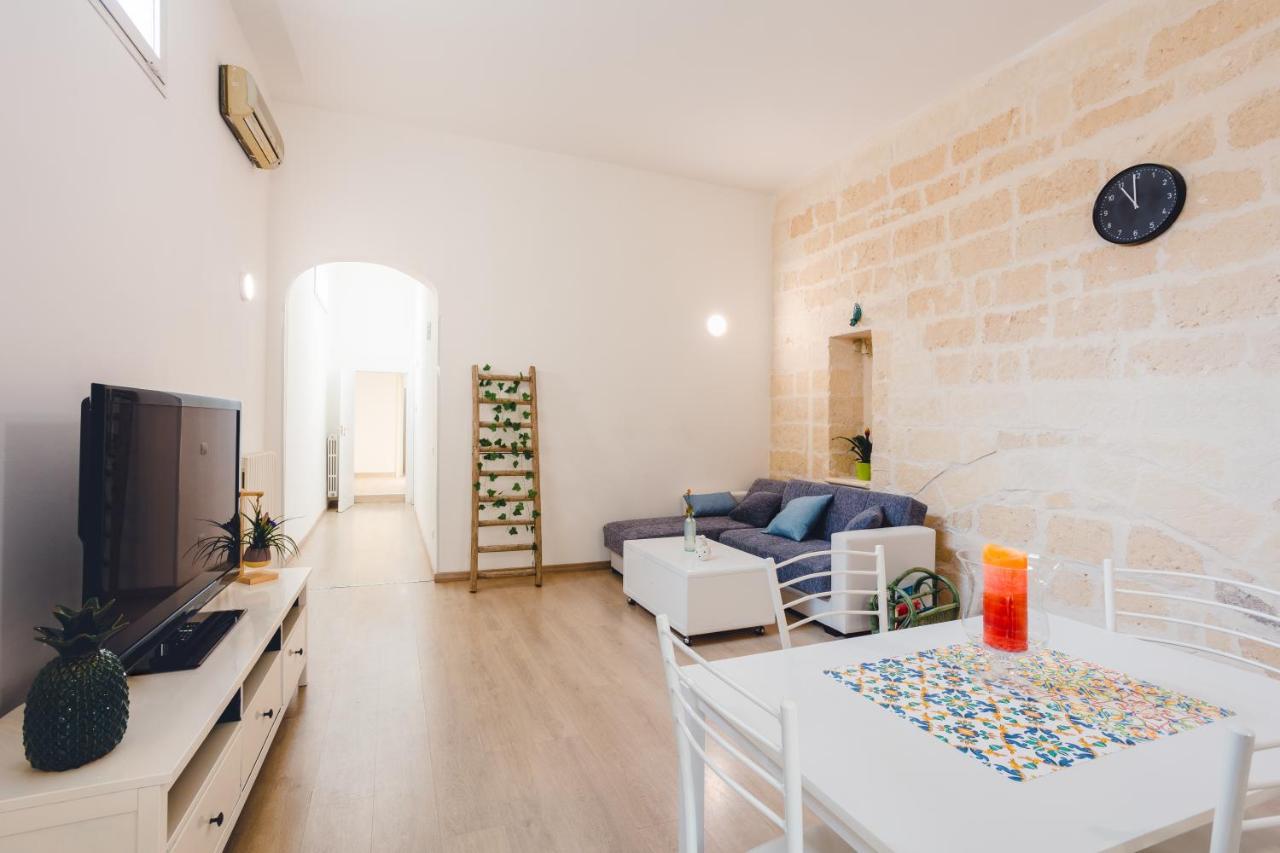 Convivo Apartment Palazzo Galateo Lecce Exterior foto