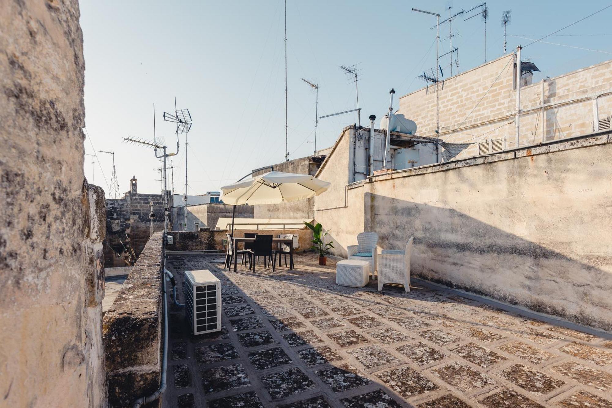 Convivo Apartment Palazzo Galateo Lecce Exterior foto